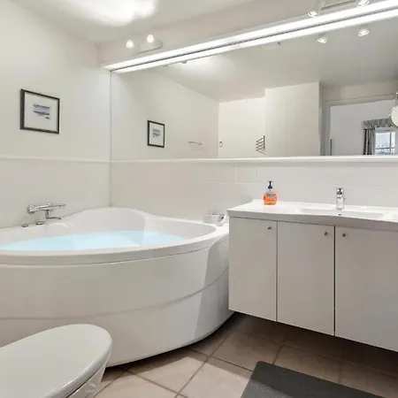 דירה Two-bedroom In *